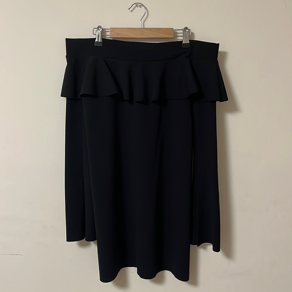 Zara off shoulder, long sleeve crepe tunic. Size small.